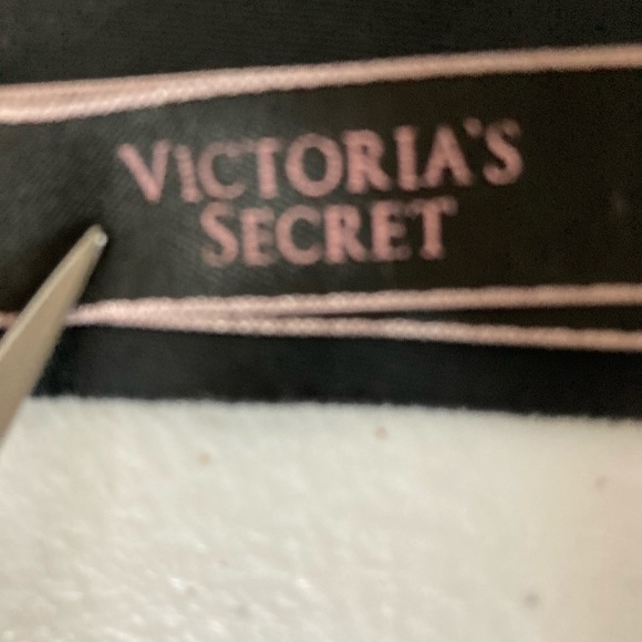 Victoria Secret Padded Bra Sz 34C - Picture 9 of 10